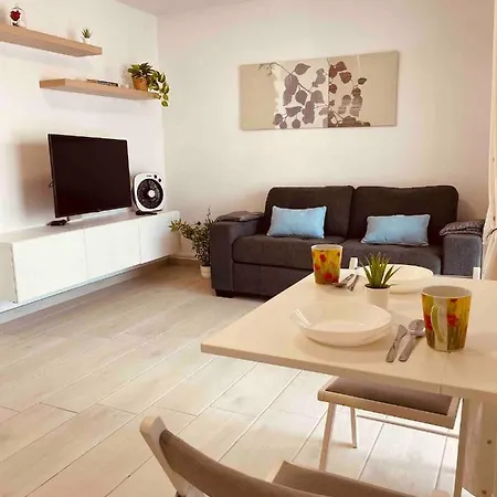 Apartment Luna -Modern One Bedroom Apartment In Central Puerto Del Carmen Tias Exterior photo