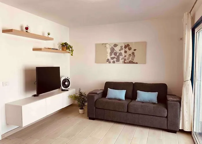 Apartment Luna -modern one bedroom apartment in central Puerto del Carmen